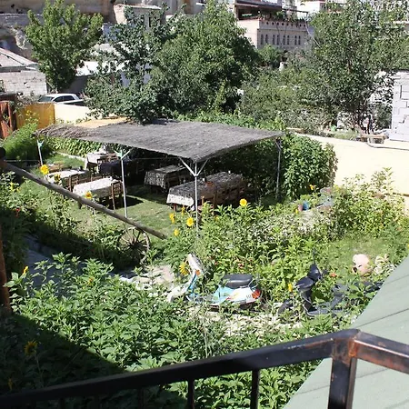 Guest house International 3*